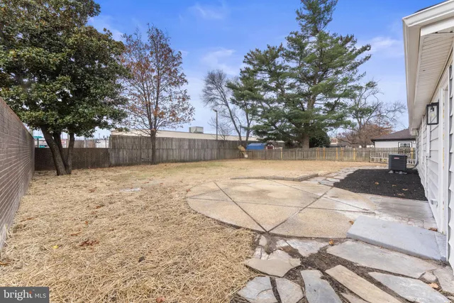 $649,900 | 6402 Pioneer Drive, Springfield, VA 22150