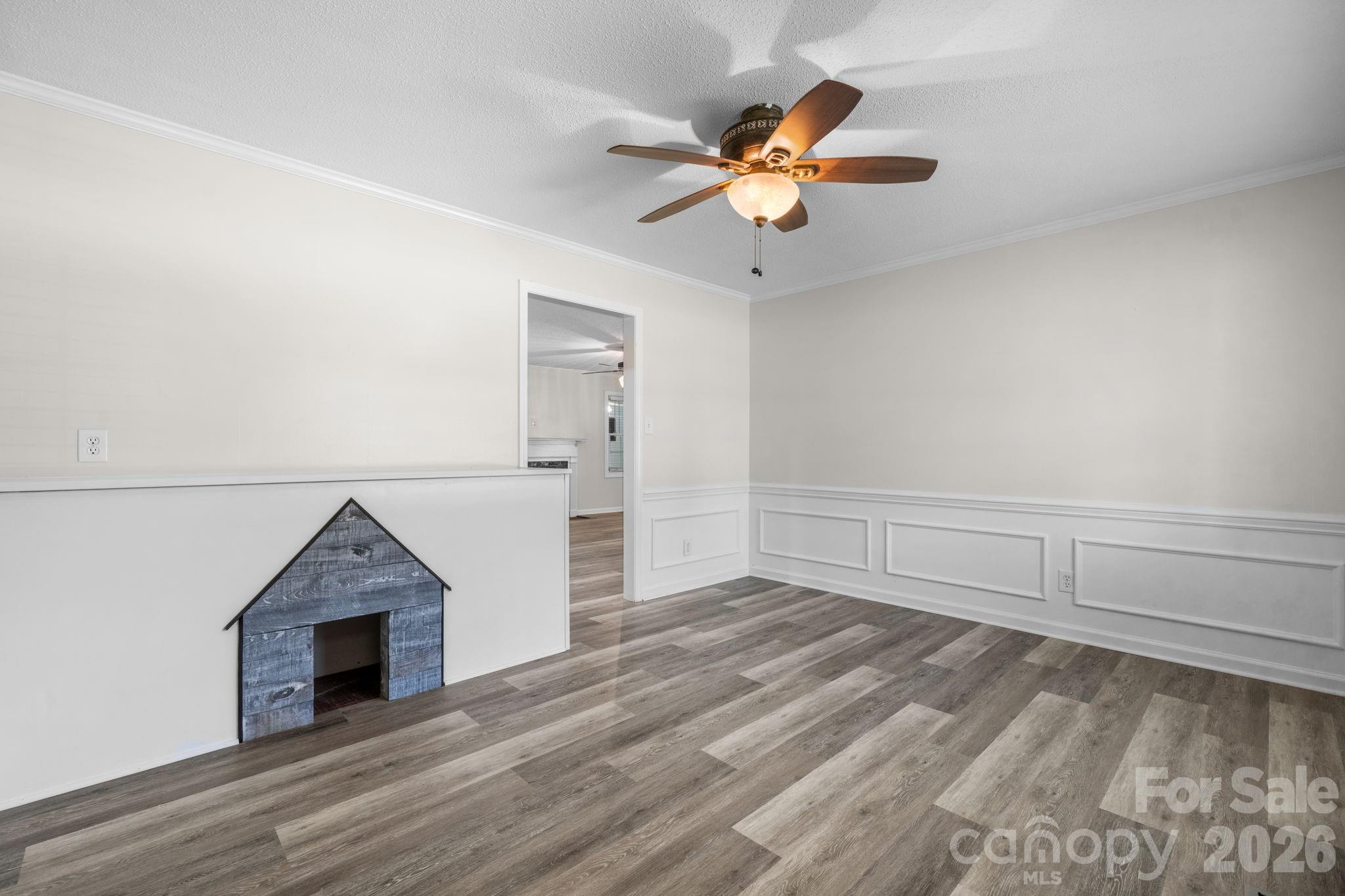 5795 Valley Field Road Southeast Hickory, NC 28602 - Photo 8 of 48 Gallery Image 8