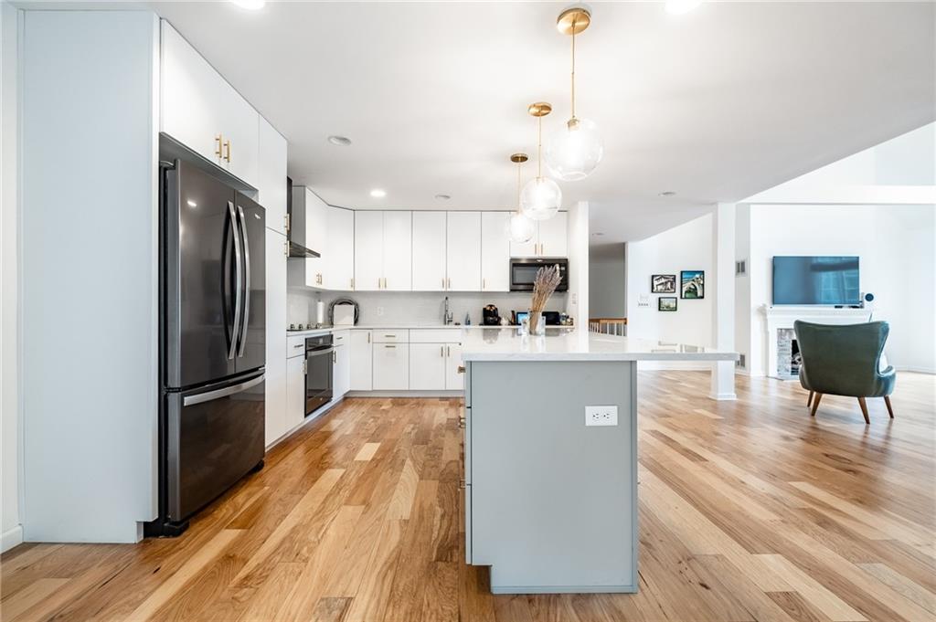 1001 Fontview Drive Columbus, IN 47201 - Photo 11 of 45