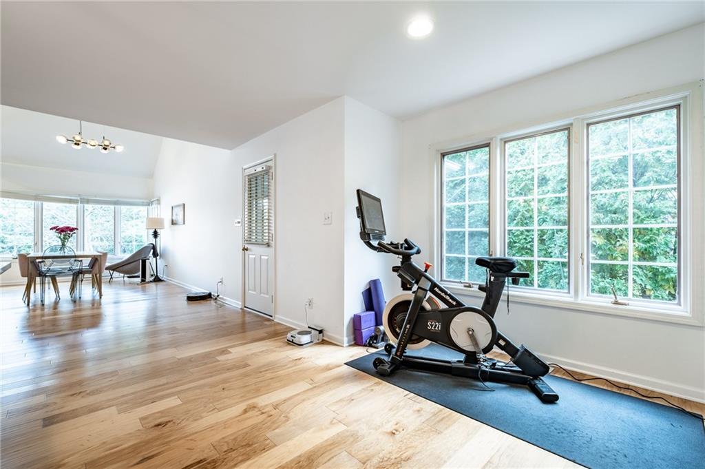 1001 Fontview Drive Columbus, IN 47201 - Photo 16 of 45