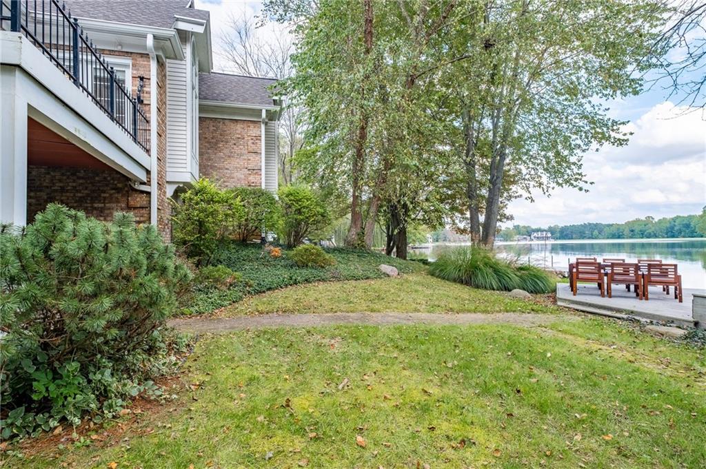 1001 Fontview Drive Columbus, IN 47201 - Photo 39 of 45