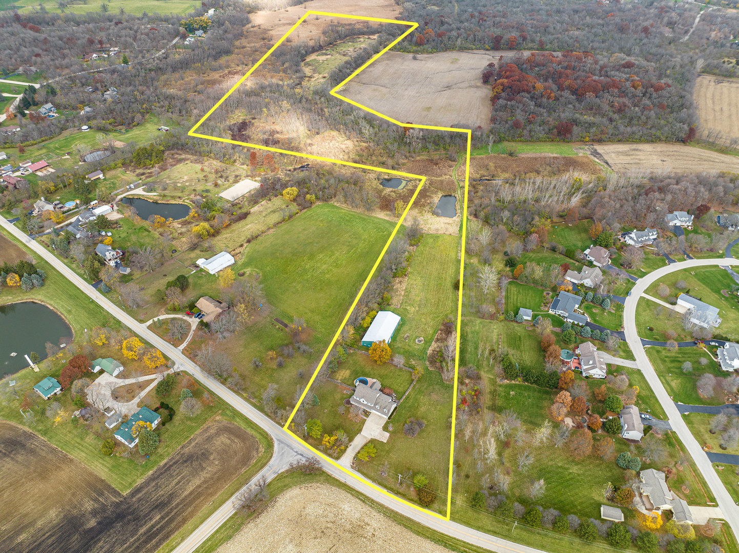 8775 East Highpoint Road Yorkville, IL 60560 - Photo 1 of 51 Gallery Image 1