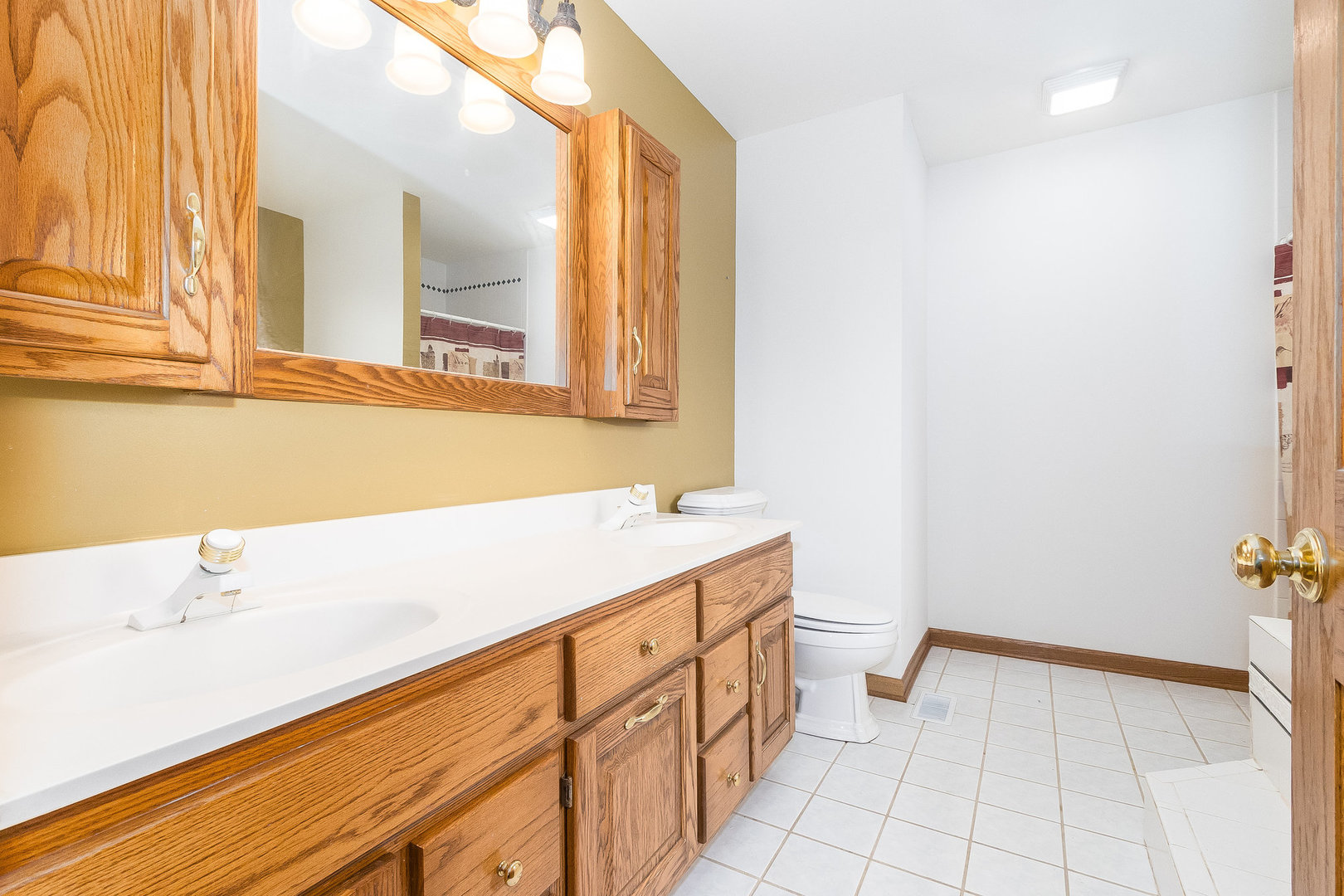 8775 East Highpoint Road Yorkville, IL 60560 - Photo 15 of 51 Gallery Image 15