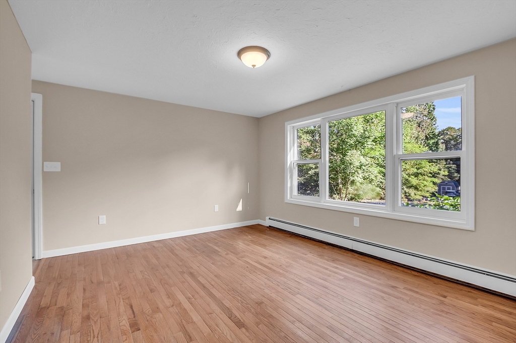 40 School House Road Phillipston, MA 01331 - Photo 12 of 29