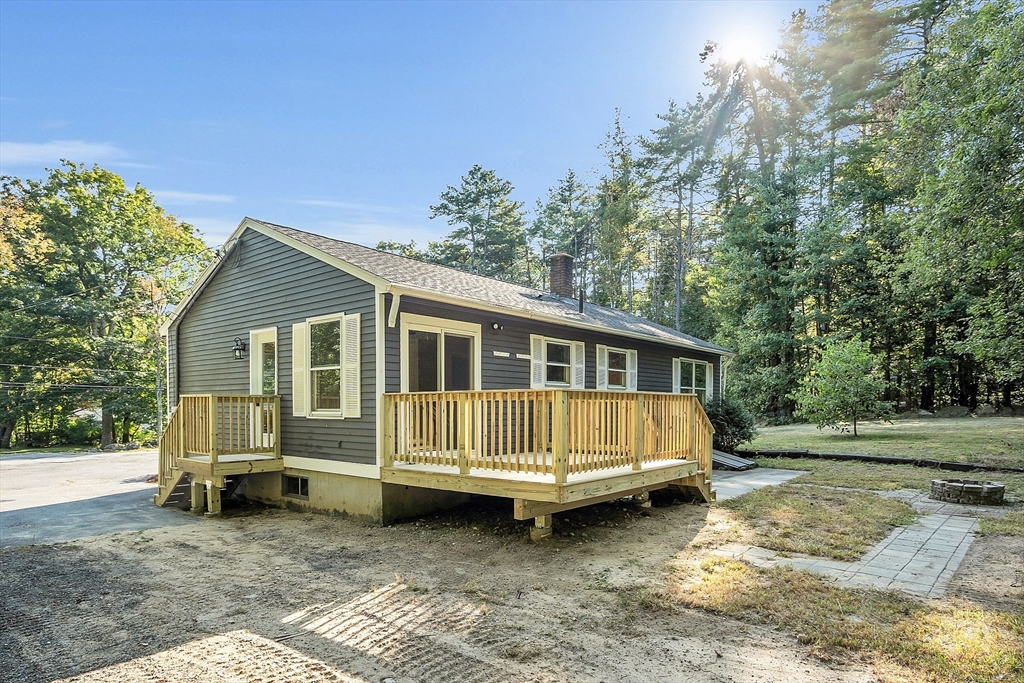 40 School House Road Phillipston, MA 01331 - Photo 2 of 29