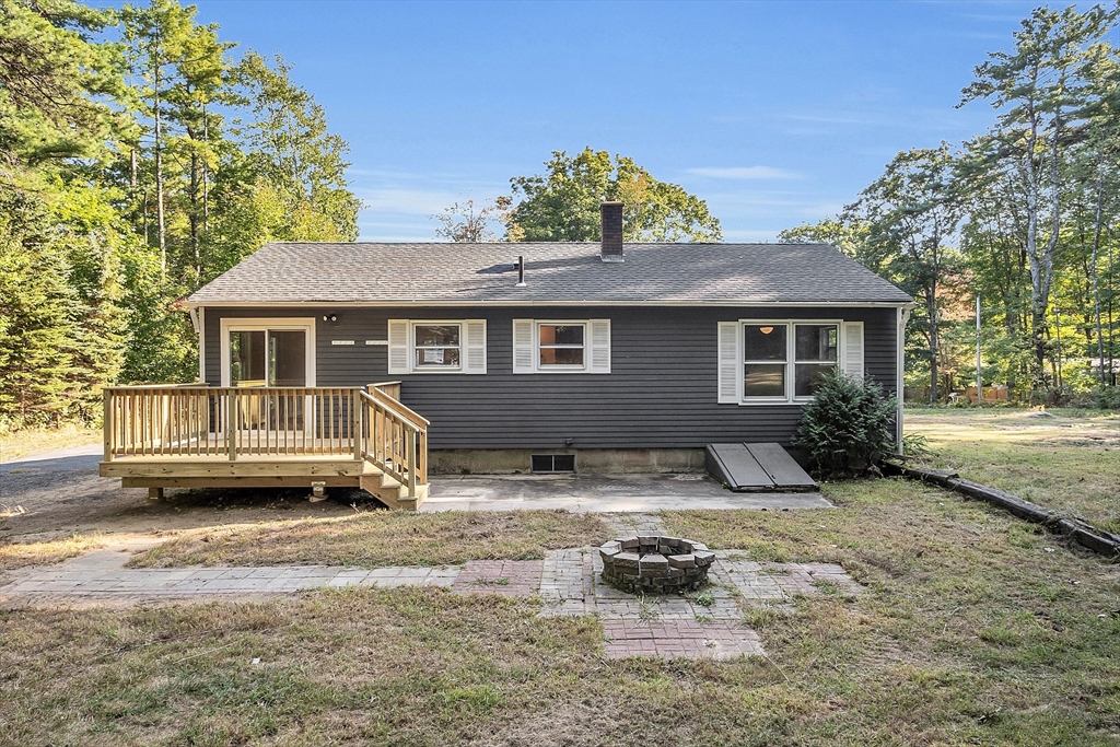 40 School House Road Phillipston, MA 01331 - Photo 3 of 29