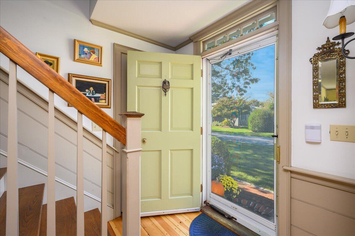 30 Manamock Road Chatham, MA 02633 - Photo 3 of 39 04-Foyer