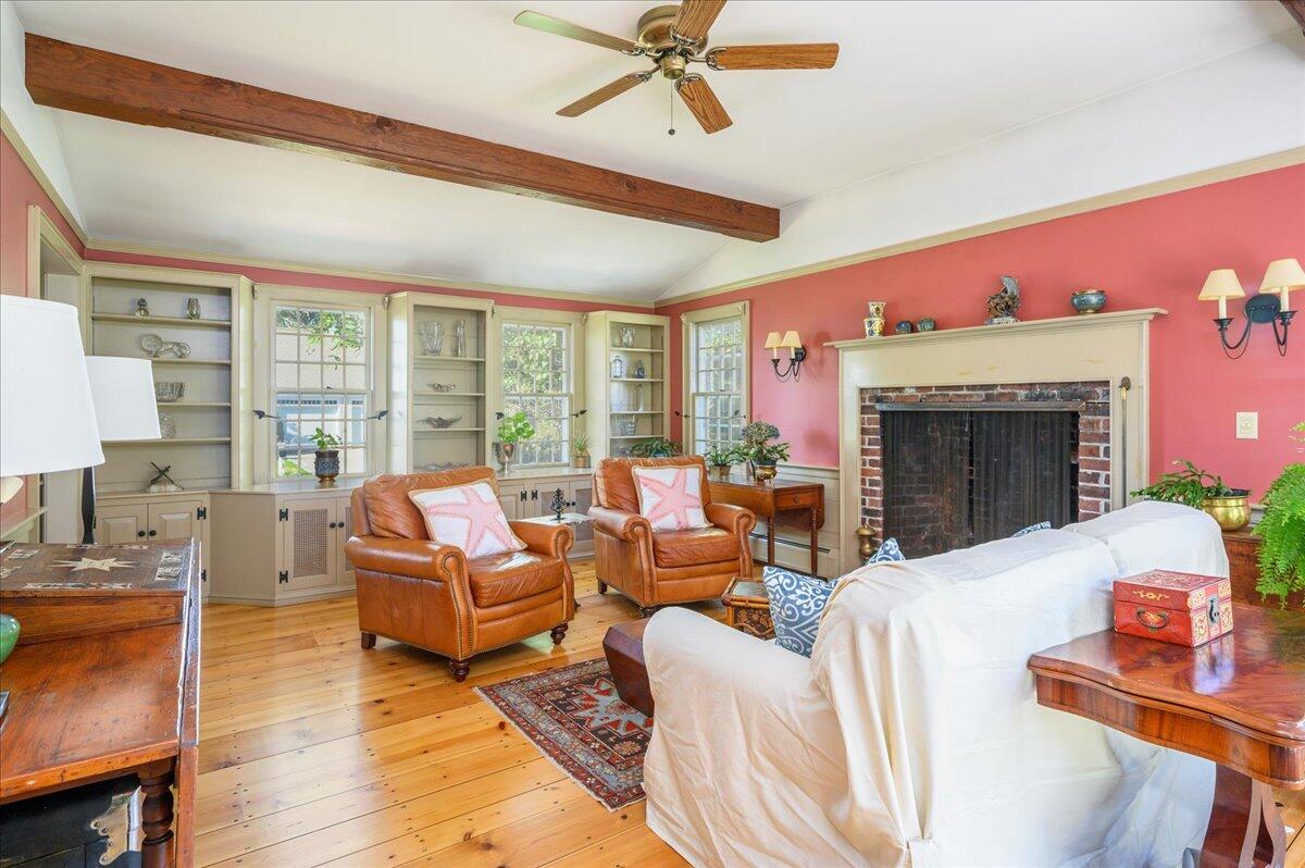 30 Manamock Road Chatham, MA 02633 - Photo 4 of 39 05-Living Room
