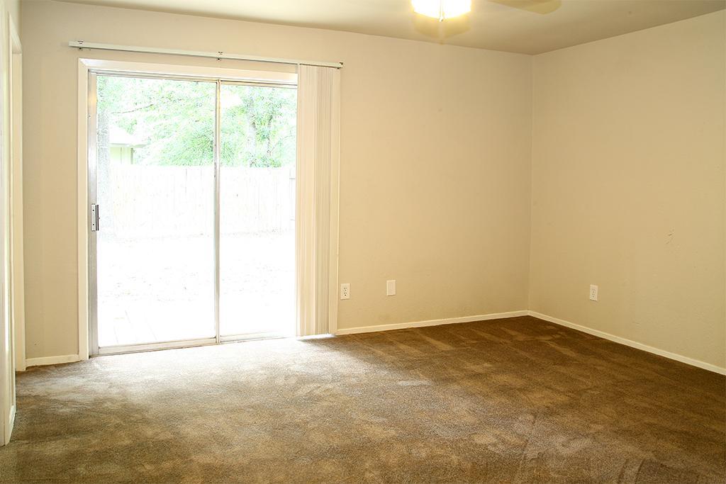 9 Wolfhound Lane The Woodlands, TX 77380 - Photo 15 of 20