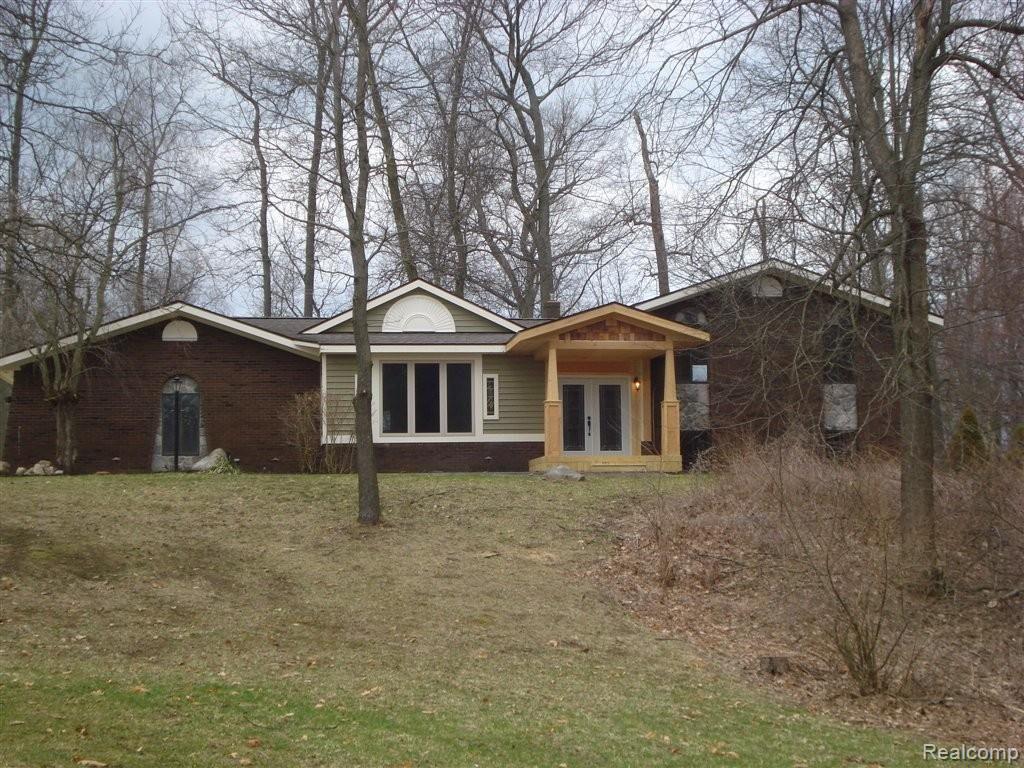 9255 Allen Road Clarkston, MI 48348 - Photo 1 of 25 9255 Allen