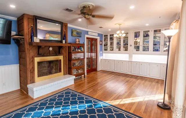 $247,000 | 1305 West Grove Avenue, Lufkin, TX 75904