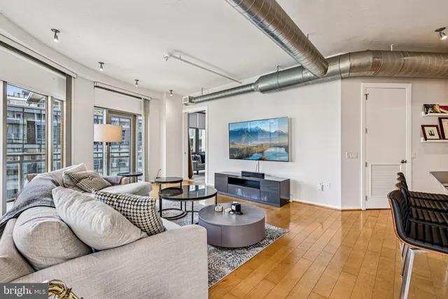 $890,000 | 811 4th Street Northwest, Unit 811, Washington, DC 20001