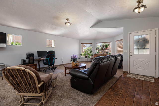 65 Red Shadow Circle Kanab, UT 84741 - Photo 4 of 25