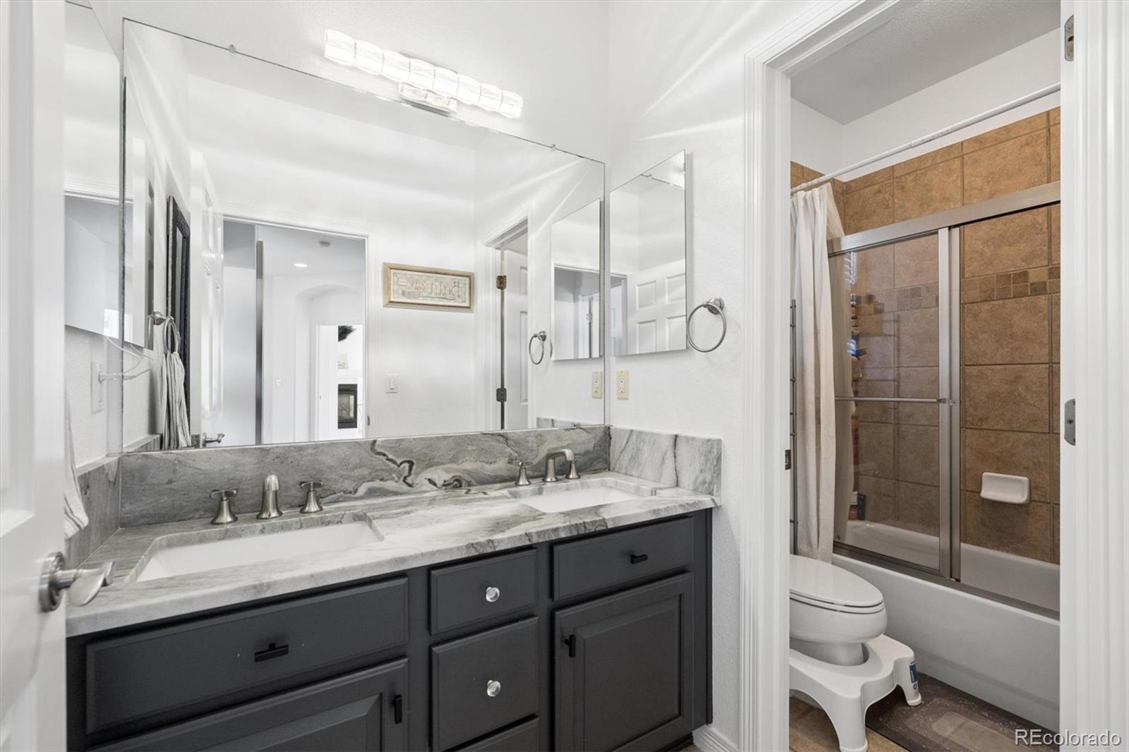 9073 Hunters Way Highlands Ranch, CO 80129 - Photo 31 of 50