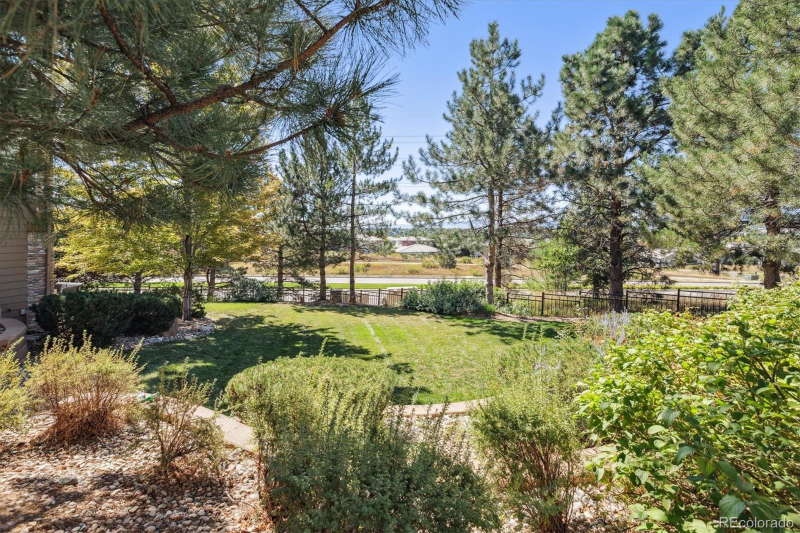 9073 Hunters Way Highlands Ranch, CO 80129 - Photo 45 of 50