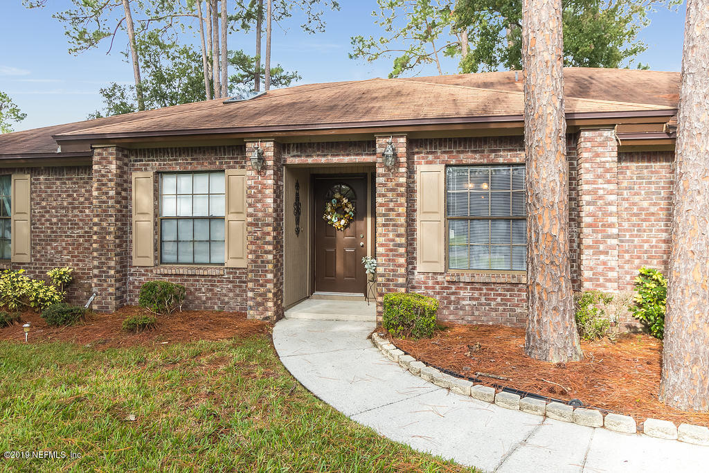 11012 Reading Road Jacksonville, FL 32257 - Photo 1 of 29 a front view of a house