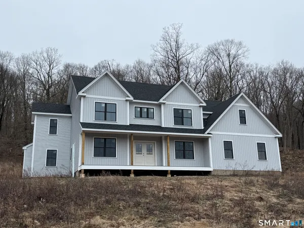 $879,000 | 2 Stonebridge Lane, Durham, CT 06422