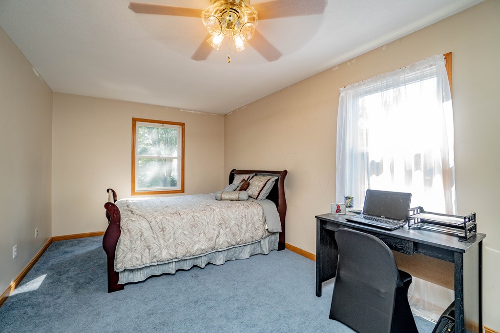 689 Bay Street Springfield, MA 01109 - Photo 18 of 30 Gallery Image 18