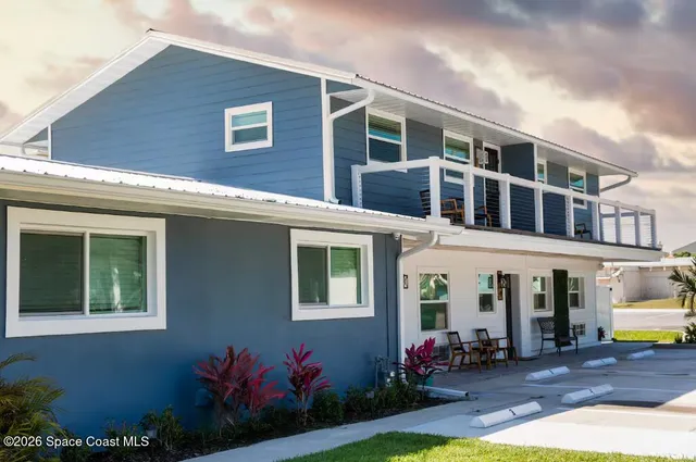 $3,700 | 208 Seminole Avenue West, Unit 1, Melbourne, FL 32901