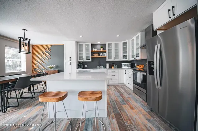 $3,700 | 208 Seminole Avenue West, Unit 1, Melbourne, FL 32901