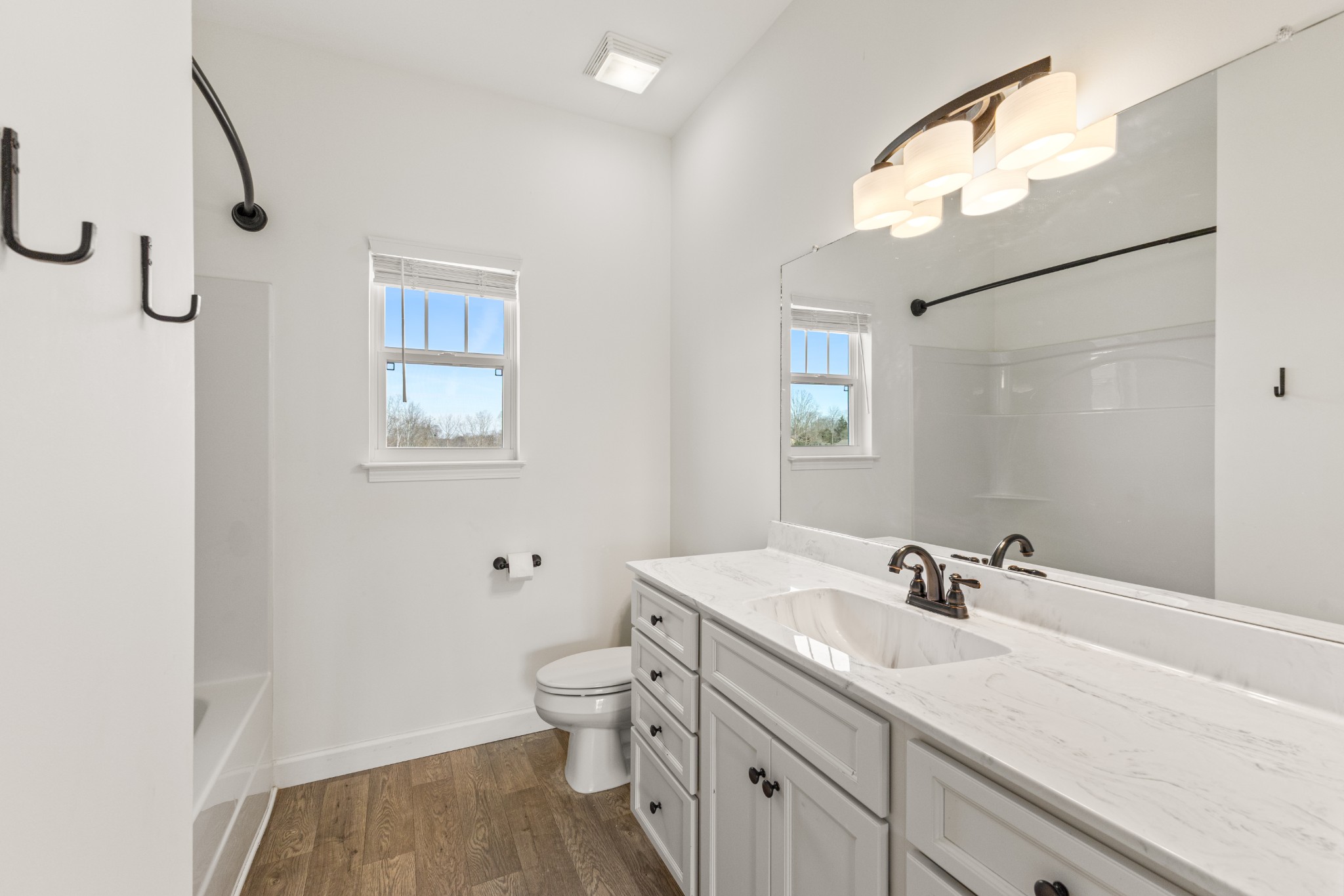 819 Hooper Road Charlotte, TN 37036 - Photo 14 of 27