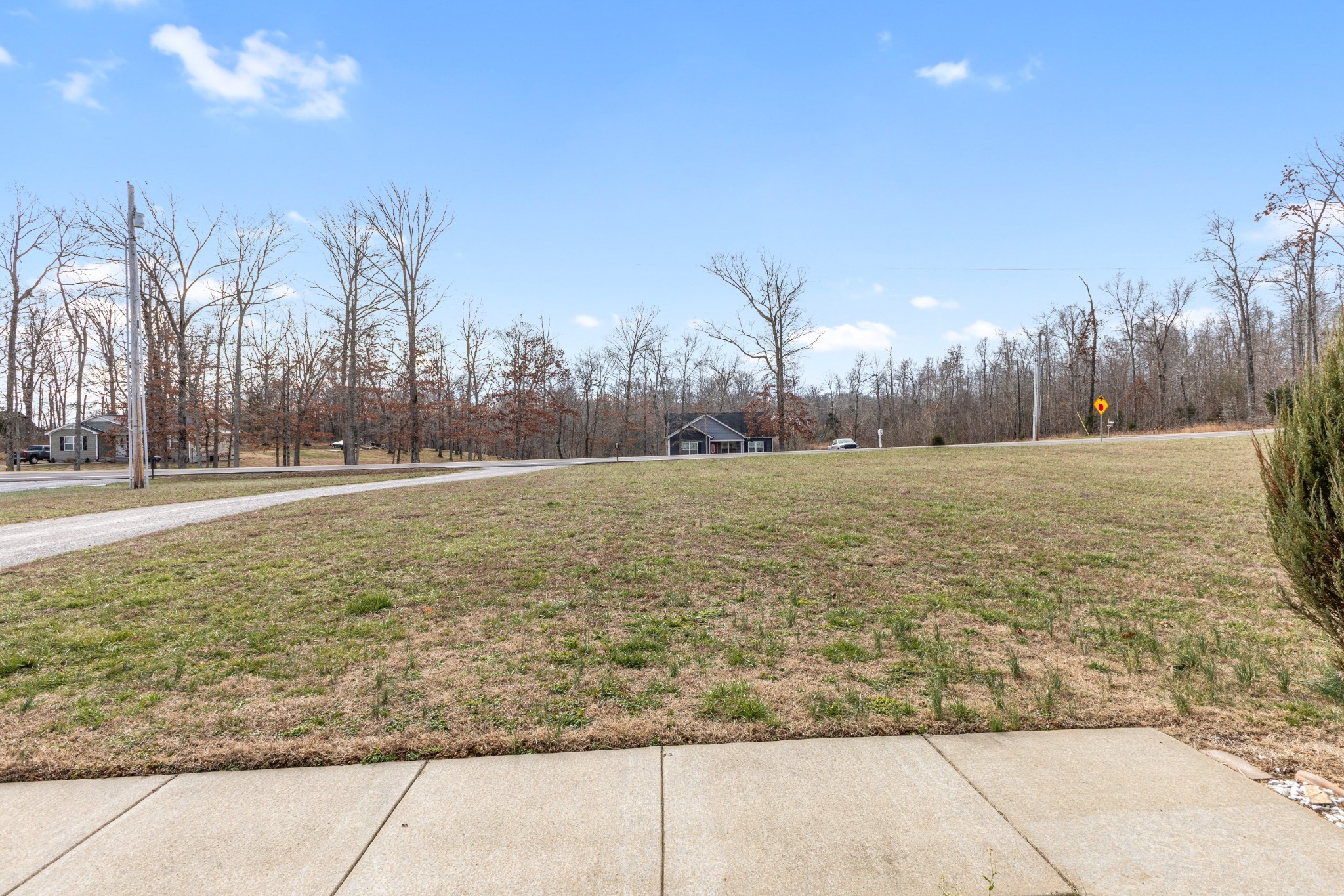 819 Hooper Road Charlotte, TN 37036 - Photo 25 of 27