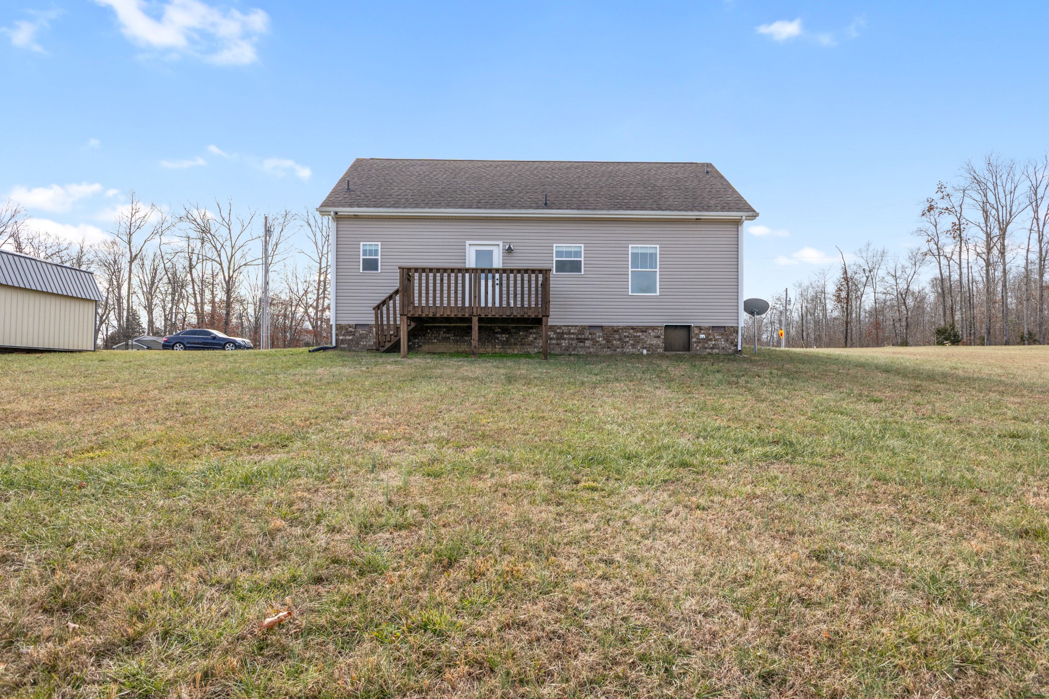 819 Hooper Road Charlotte, TN 37036 - Photo 4 of 27