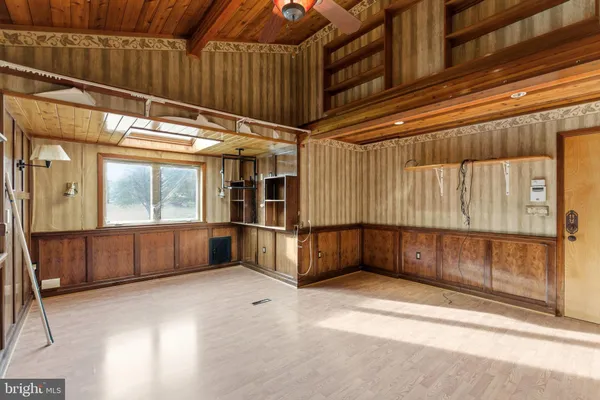 $799,500 | 2 Digit Lane, Bunker Hill, WV 25413