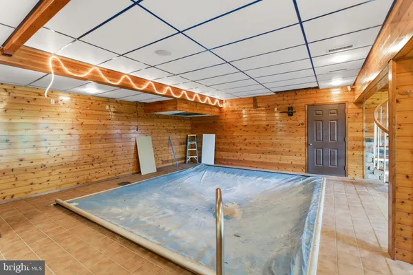 $799,500 | 2 Digit Lane, Bunker Hill, WV 25413