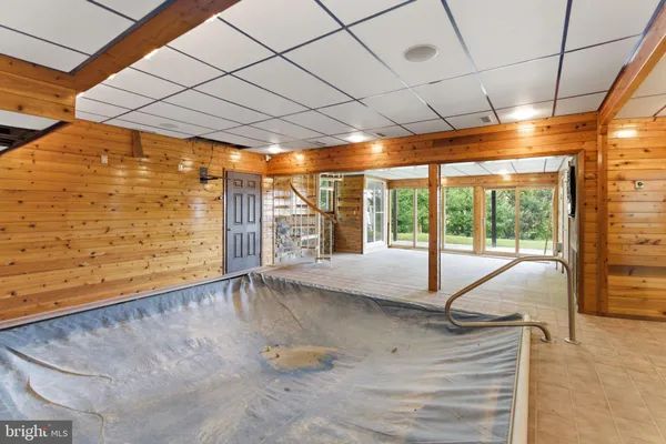 $799,500 | 2 Digit Lane, Bunker Hill, WV 25413