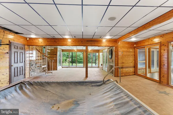 $799,500 | 2 Digit Lane, Bunker Hill, WV 25413