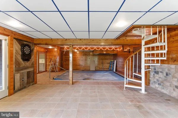 $799,500 | 2 Digit Lane, Bunker Hill, WV 25413