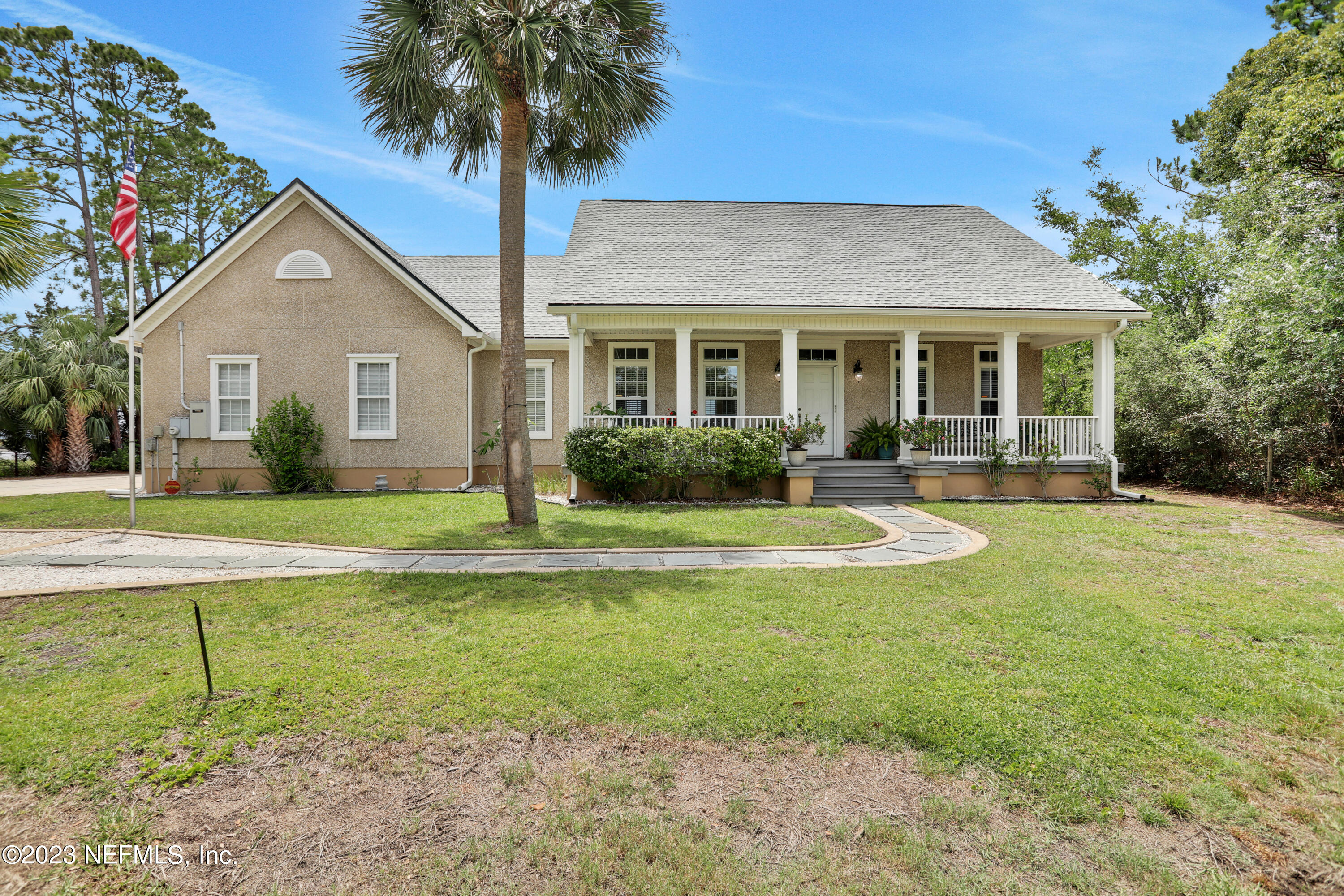 16020 Shark Road West Jacksonville, FL 32226 - Photo 2 of 41 573A0192