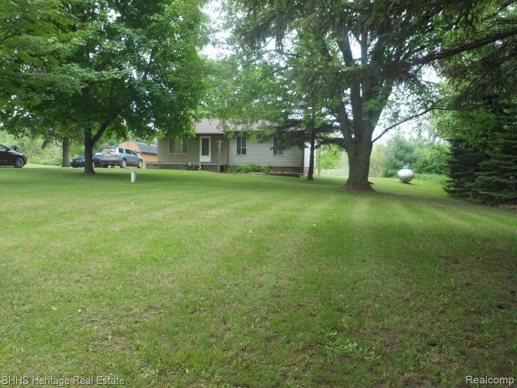 4623 East Lovejoy Road Byron, MI 48418 - Photo 1 of 11