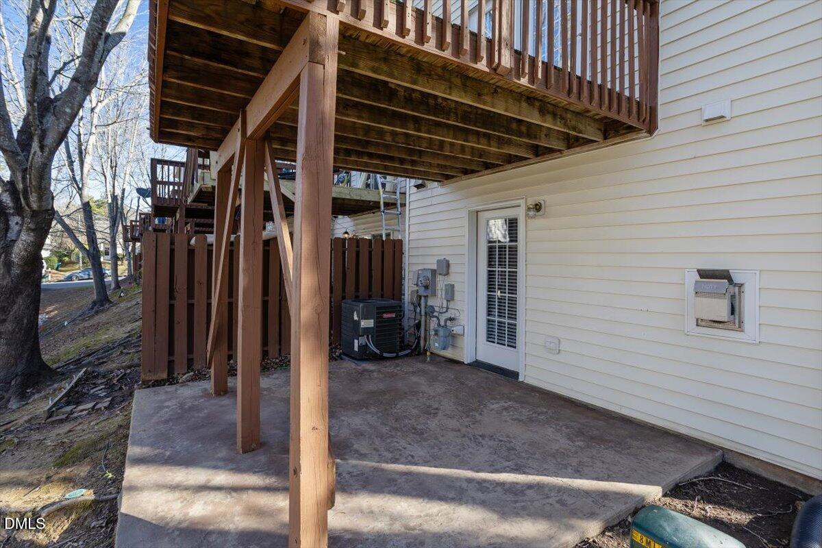 5531 Crabtree Park Court Raleigh, NC 27612 - Photo 36 of 41 a view of entryway