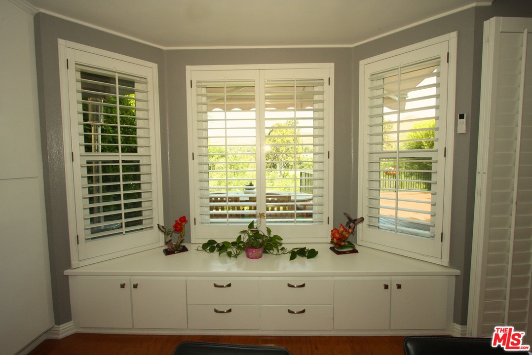 553 Fairfield Road Simi Valley, CA 93065 - Photo 24 of 49
