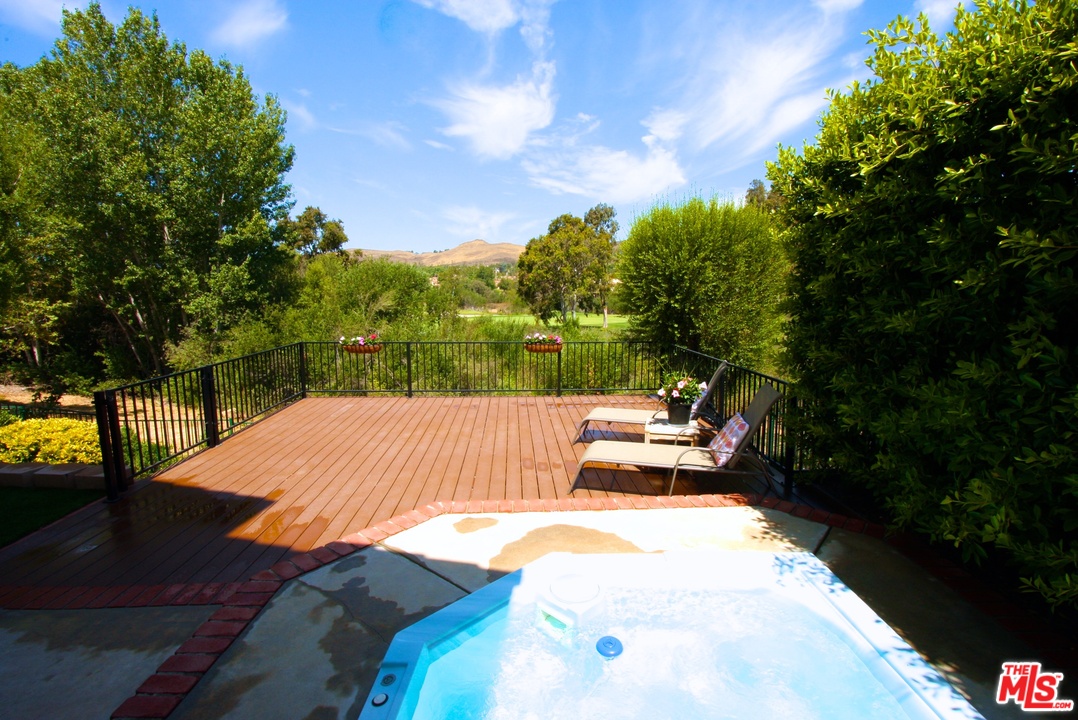553 Fairfield Road Simi Valley, CA 93065 - Photo 34 of 49