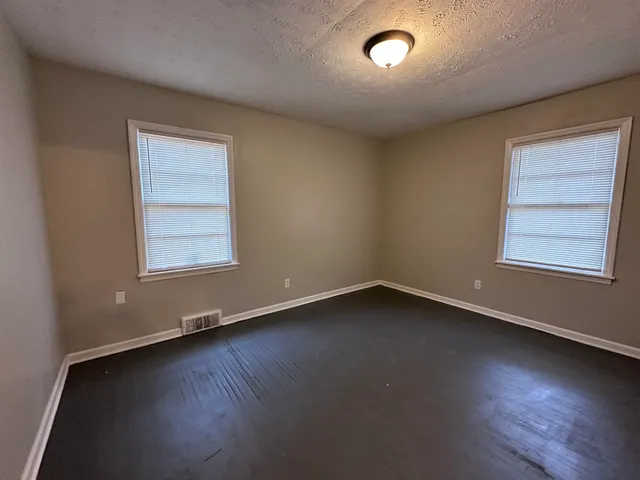 $1,350 | 3736 Donna Drive, Memphis, TN 38127