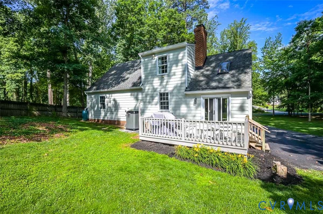 1113 Santa Anna Road Henrico, VA 23229 - Photo 49 of 56