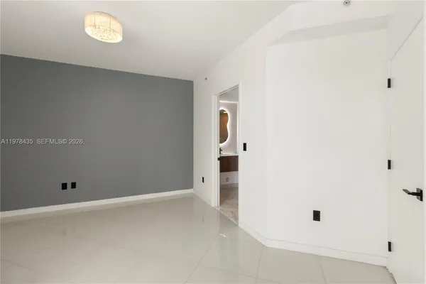$3,500 | 350 South Miami Avenue, Unit 312, Miami, FL 33130