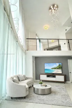 $3,500 | 350 South Miami Avenue, Unit 312, Miami, FL 33130