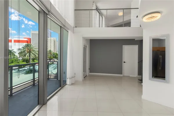 $3,500 | 350 South Miami Avenue, Unit 312, Miami, FL 33130
