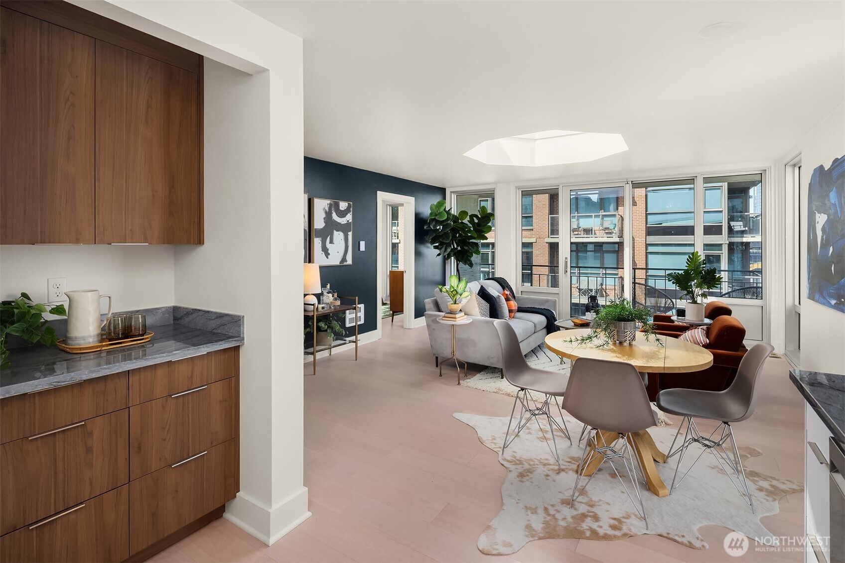 1000 Union Street, Unit PHD Seattle, WA 98101 - Photo 18 of 40