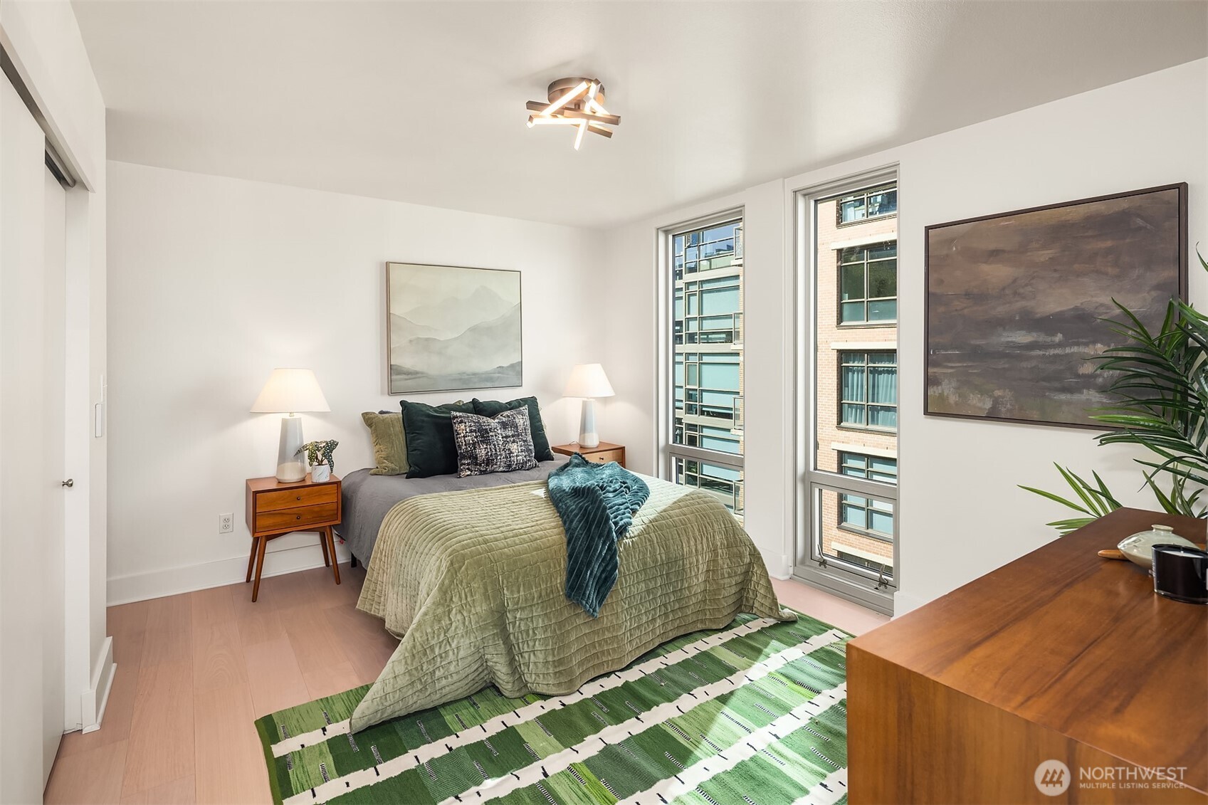 1000 Union Street, Unit PHD Seattle, WA 98101 - Photo 22 of 40