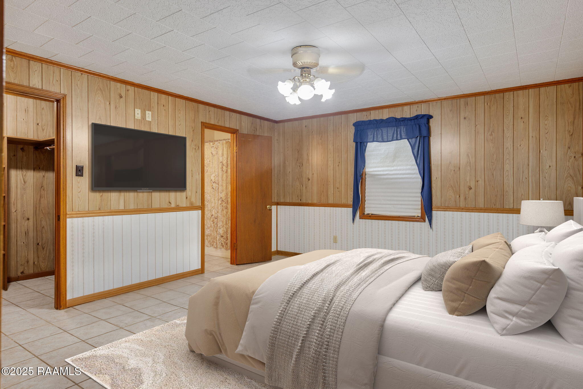 713 North Severin Street Erath, LA 70533 - Photo 14 of 28 29-web-or-mls-Primary bedroom