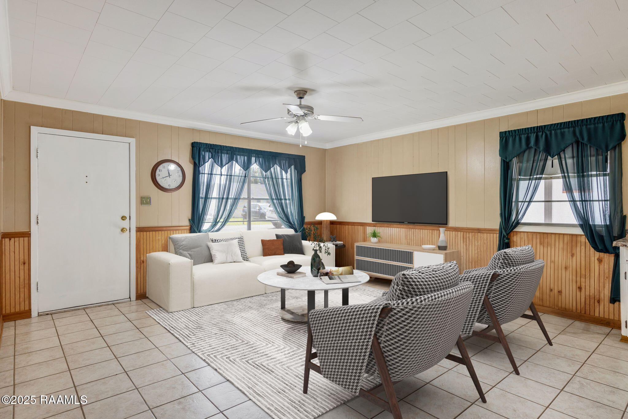 713 North Severin Street Erath, LA 70533 - Photo 5 of 28 28-web-or-mls-Living