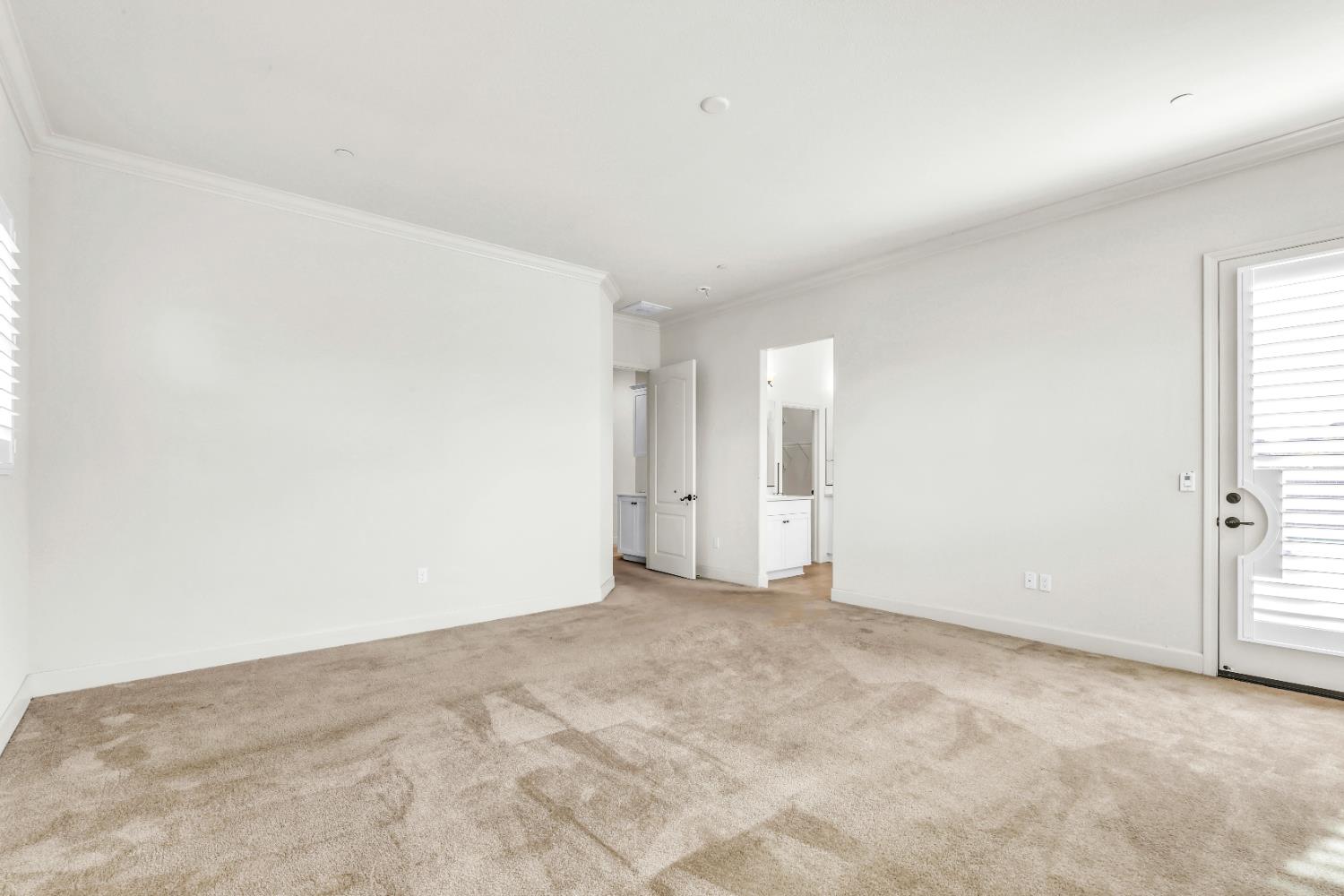 4129 Castellina Way Manteca, CA 95337 - Photo 37 of 58 an empty room with windows