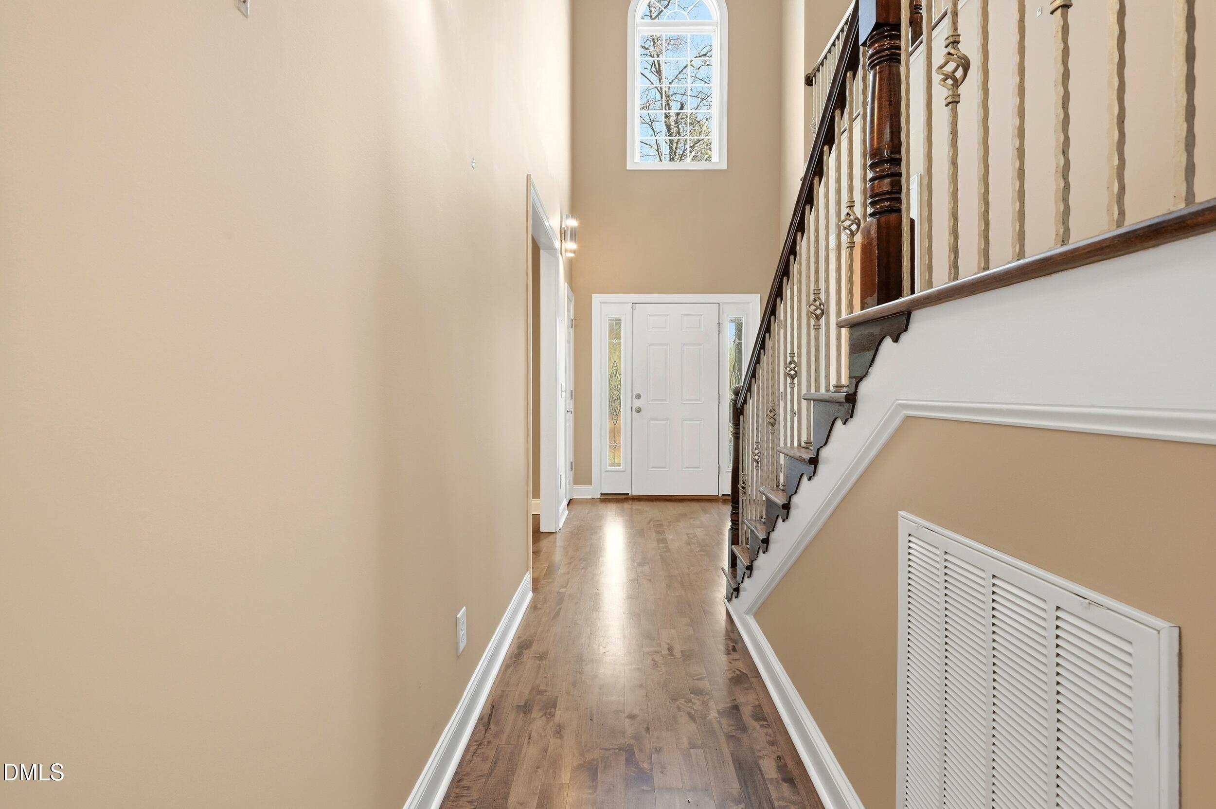 302 Brook Chase Lane Durham, NC 27705 - Photo 4 of 53 017