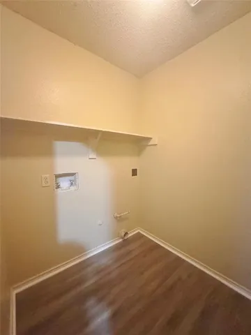 $1,995 | 1600 Weatherstone Drive, DeSoto, TX 75115