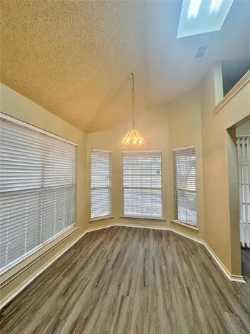 $1,995 | 1600 Weatherstone Drive, DeSoto, TX 75115